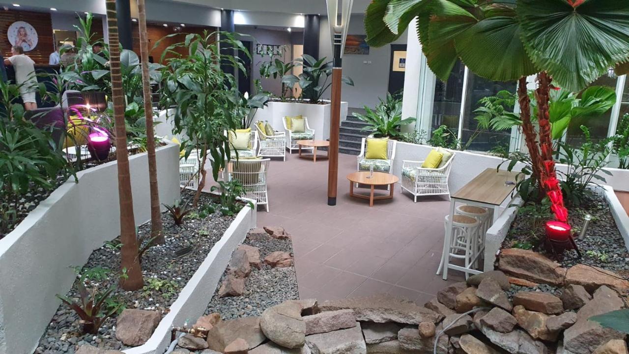 Novotel Darwin Cbd Exterior foto