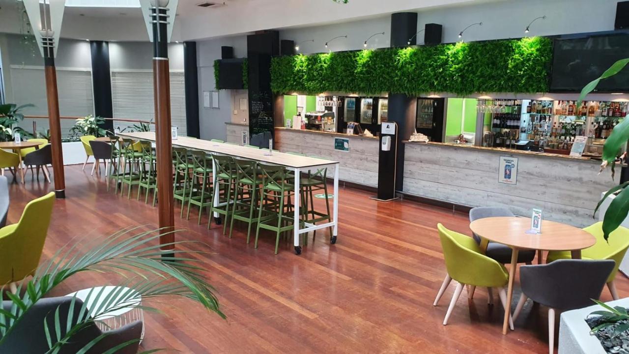 Novotel Darwin Cbd Exterior foto